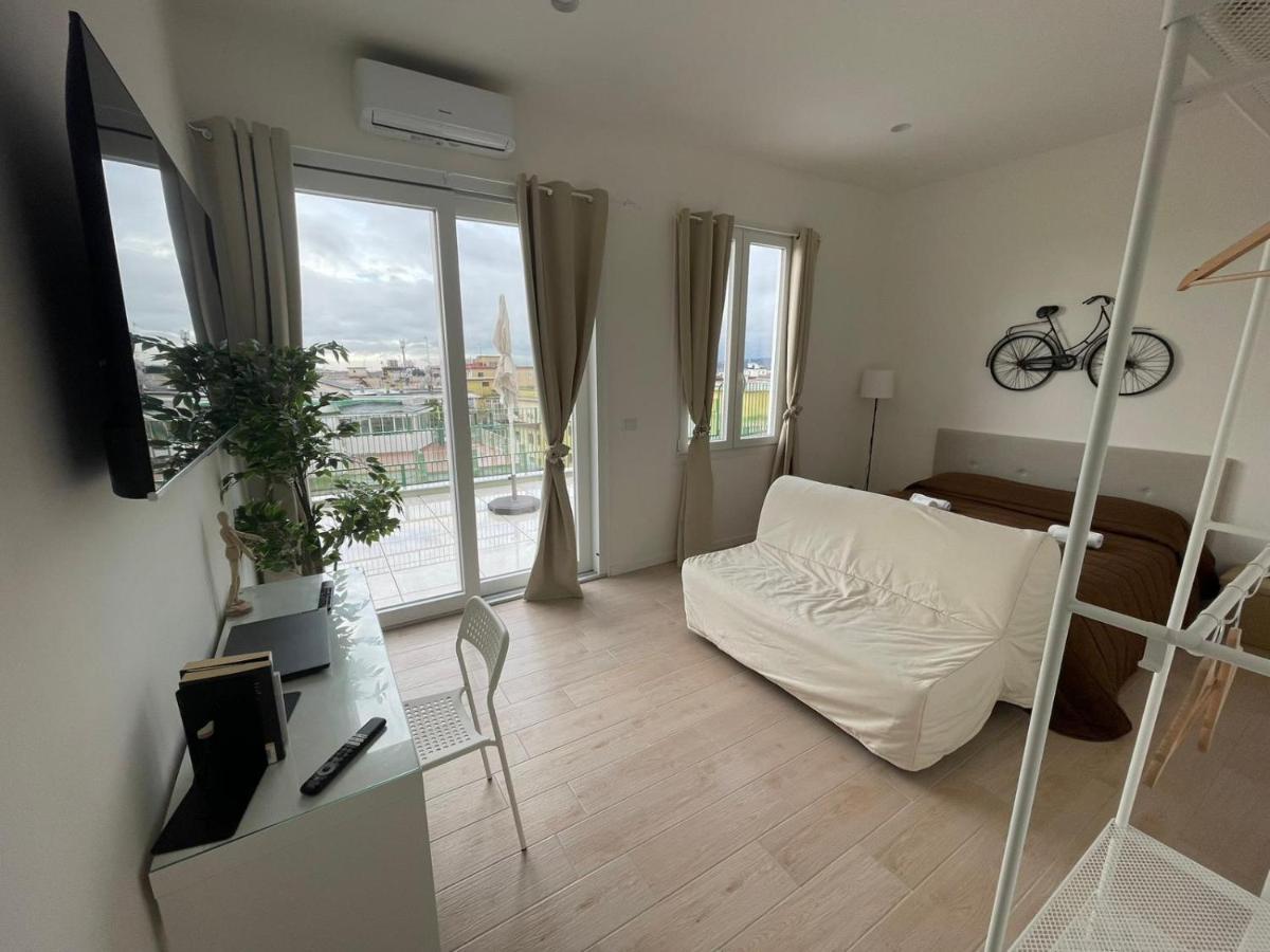 Attico Al Vomero Apartment Neapel